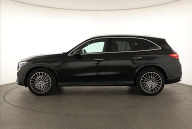 Mercedes-Benz GLC - 2024