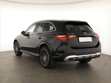 Mercedes-Benz GLC - 2024