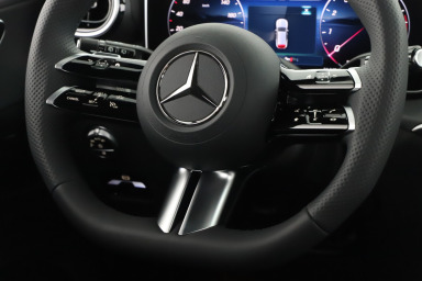 Mercedes-Benz GLC - 2024