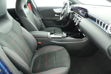 Mercedes-Benz A - 2024