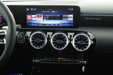 Mercedes-Benz A - 2024