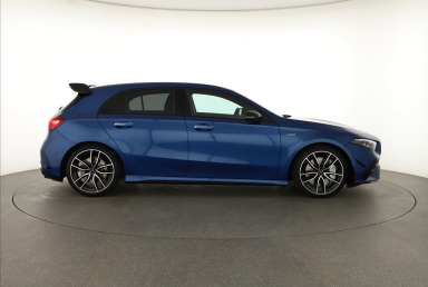 Mercedes-Benz A - 2024