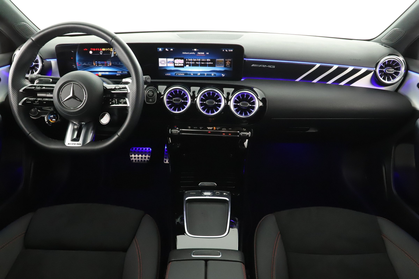 Mercedes-Benz A - 2024