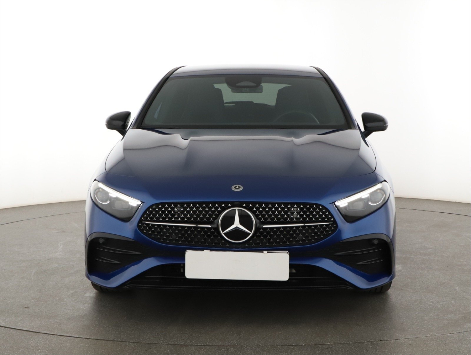 Mercedes-Benz A - 2024