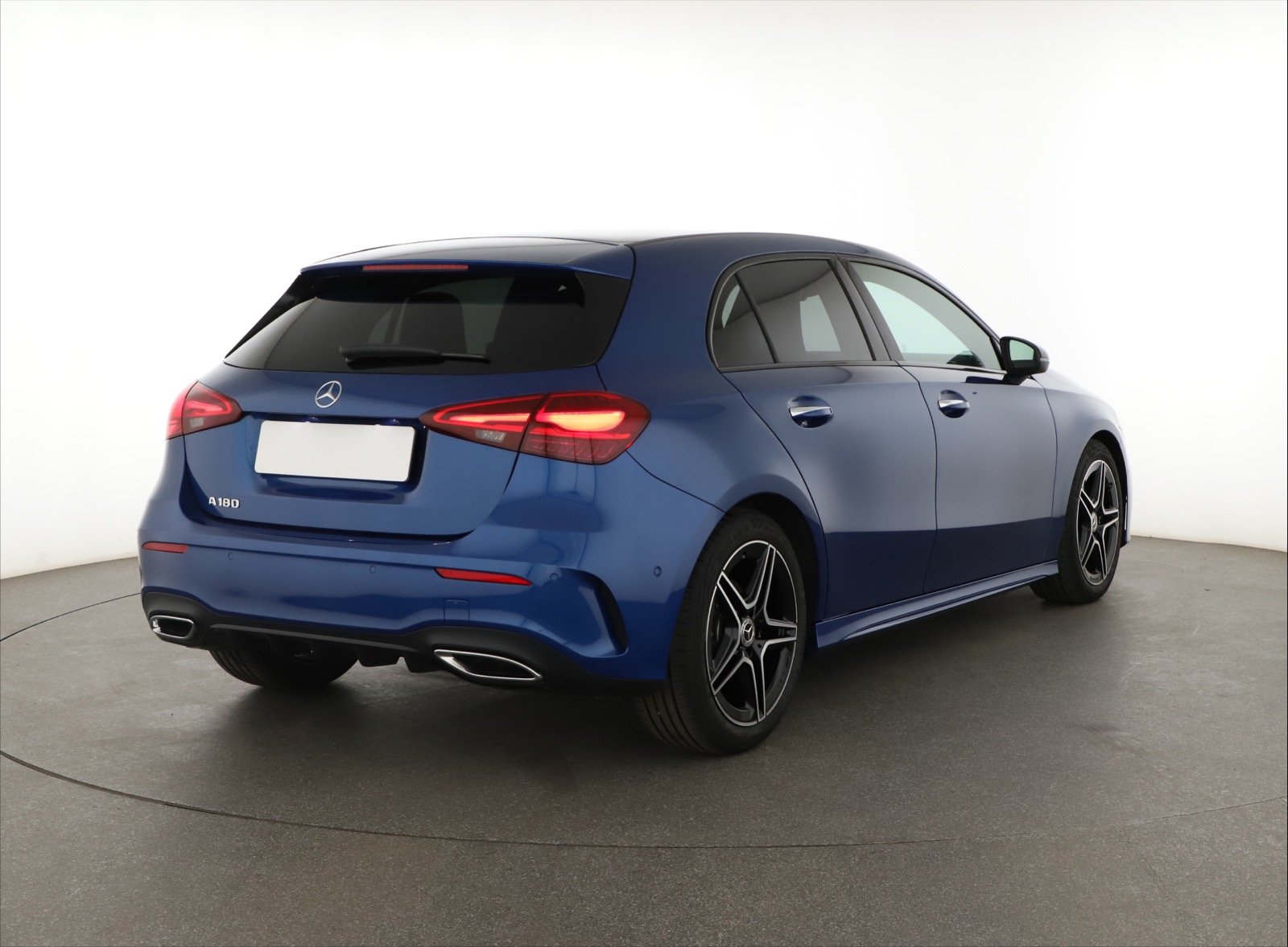 Mercedes-Benz A - 2024