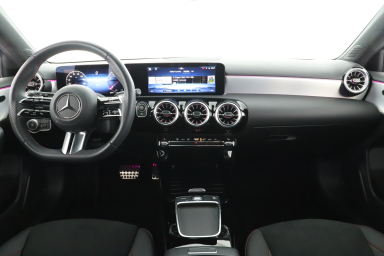 Mercedes-Benz A - 2024