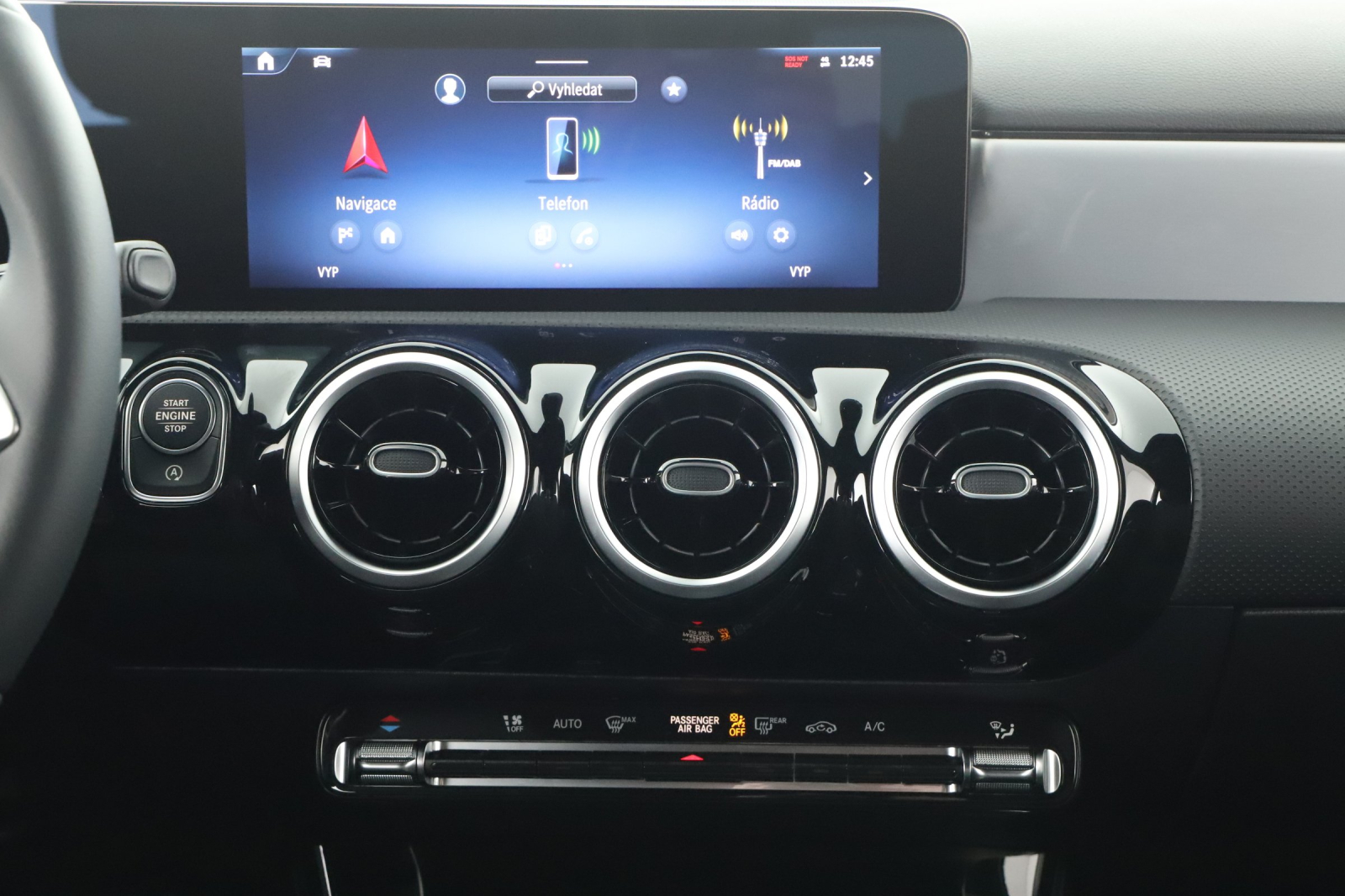 Mercedes-Benz A - 2024
