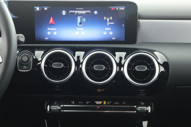Mercedes-Benz A - 2024