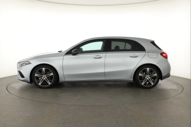 Mercedes-Benz A - 2024