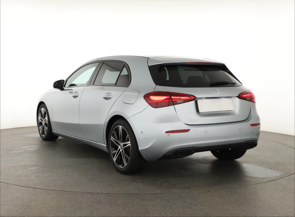 Mercedes-Benz A