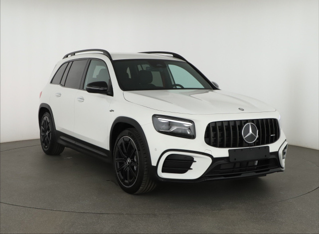Mercedes-Benz GLB 2025