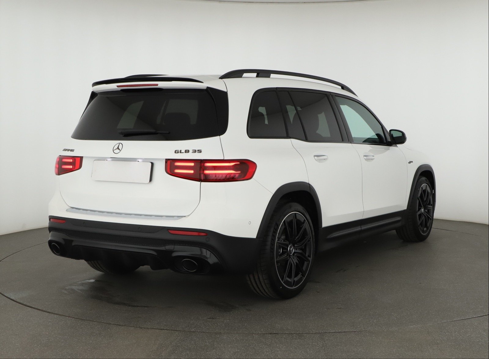 Mercedes-Benz GLB - 2025