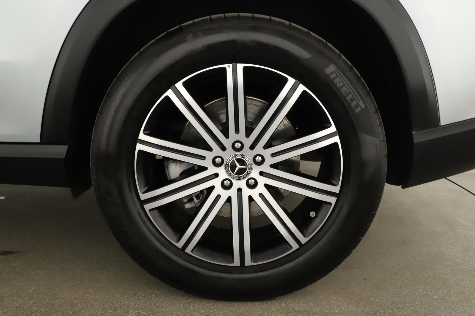 Mercedes-Benz GLE - 2025