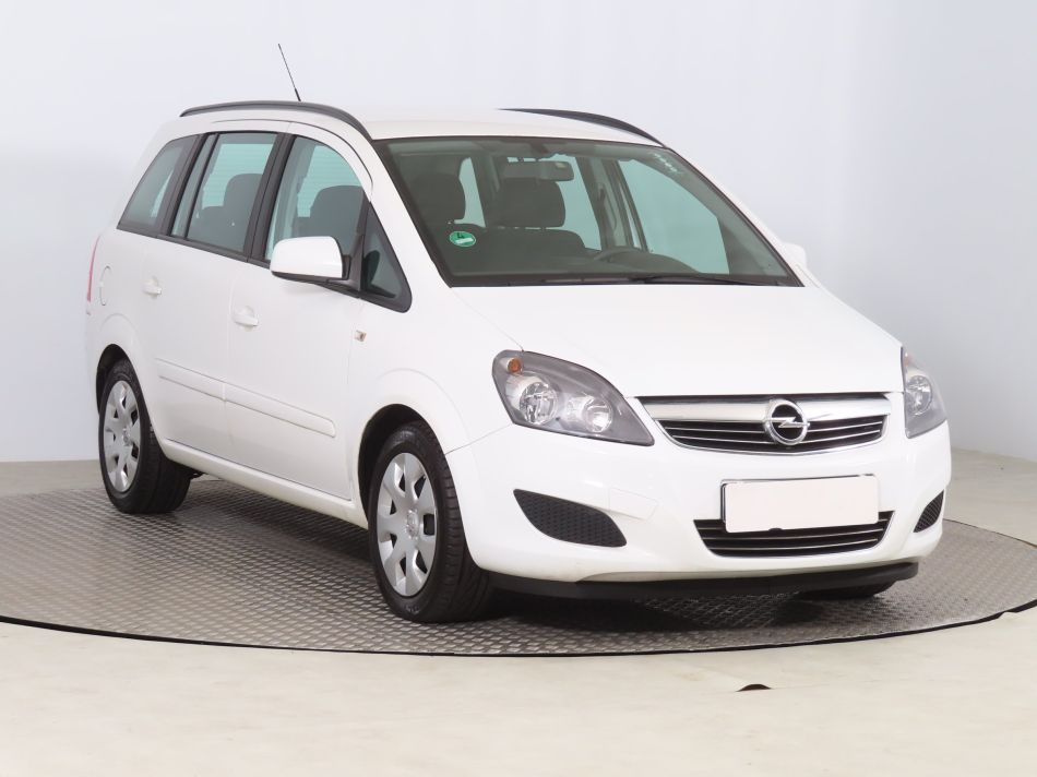 Opel Zafira - 2014