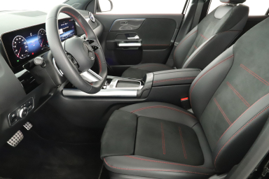 Mercedes-Benz GLA - 2024