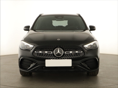 Mercedes-Benz GLA - 2024