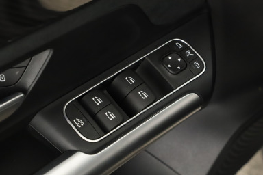Mercedes-Benz GLA - 2024