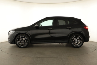 Mercedes-Benz GLA - 2024