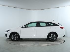 Hyundai i30 - 2024