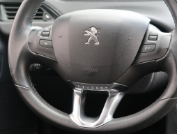 Peugeot 208 2016