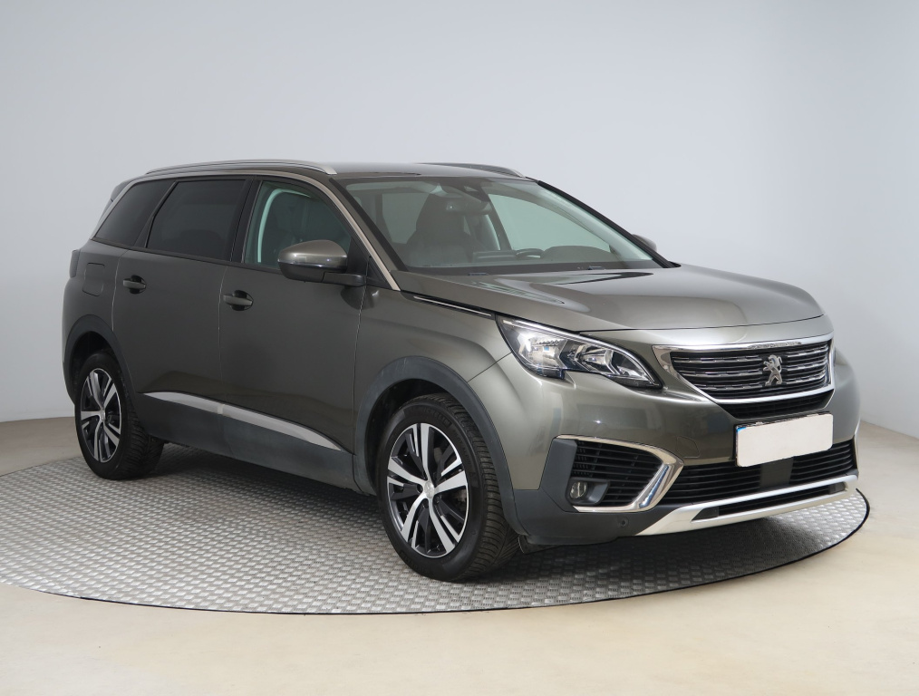 Peugeot 5008, 2020, PureTech 130, 96kW