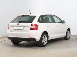 Škoda Rapid Spaceback 2015