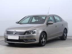 Volkswagen Passat 2012