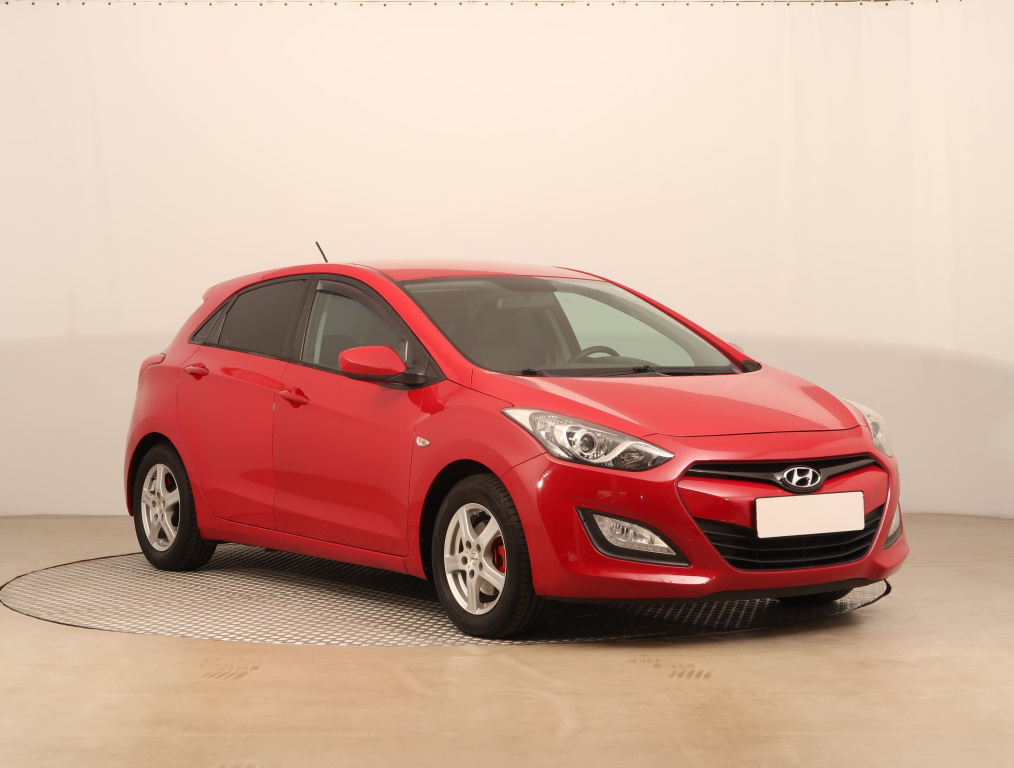 Hyundai i30, 2012, 1.6 MPI, 88kW