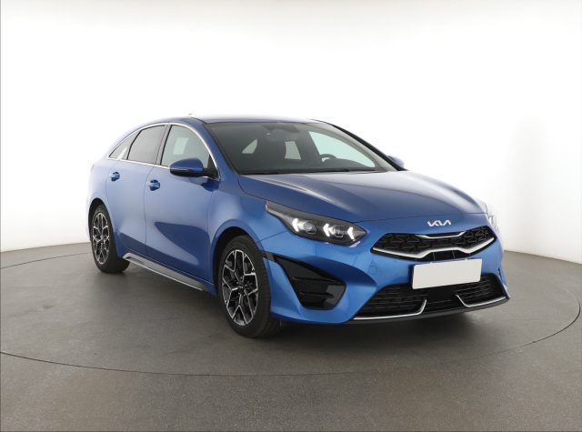 Kia ProCeed 2024