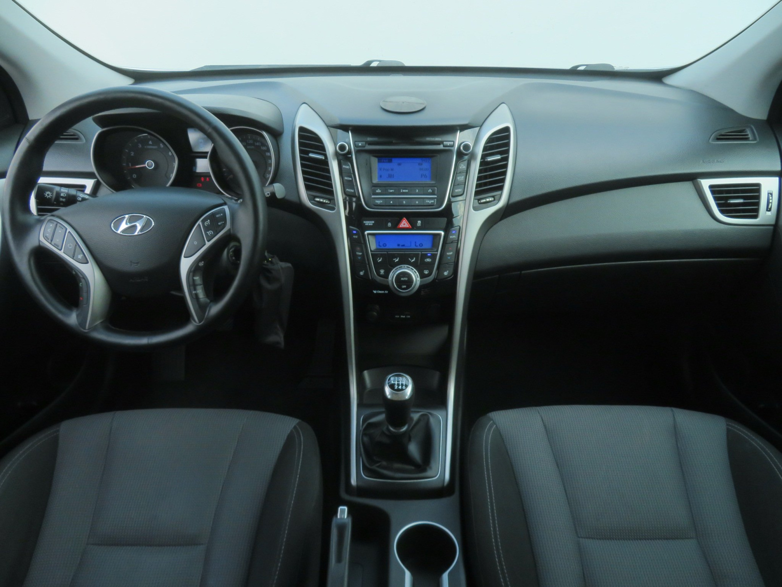 Hyundai i30, 2014, 1.6 MPI, 88kW