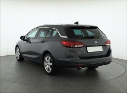 Opel Astra 2016