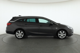 Opel Astra 2016