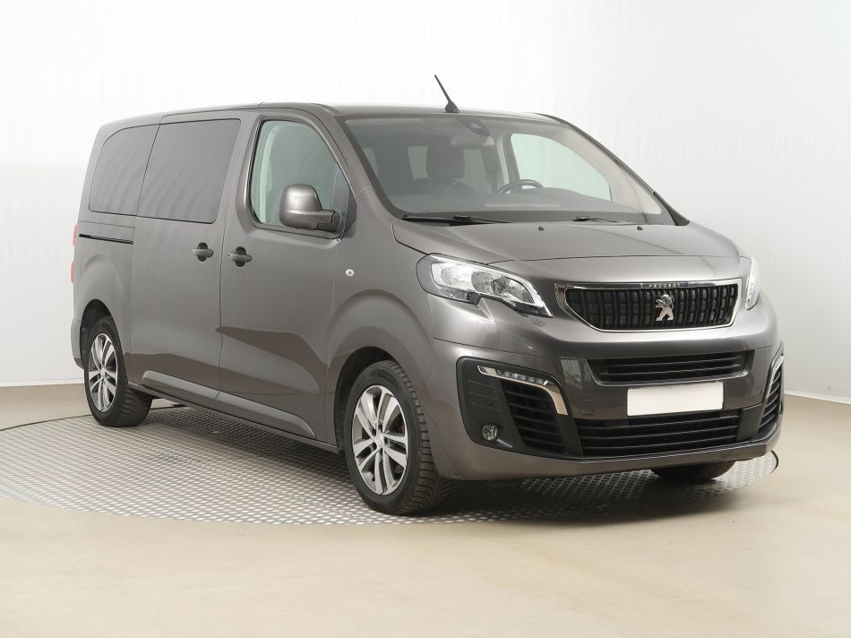 Peugeot Traveller - 2019