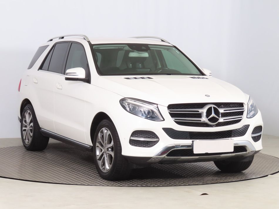 Mercedes-Benz GLE - 2015