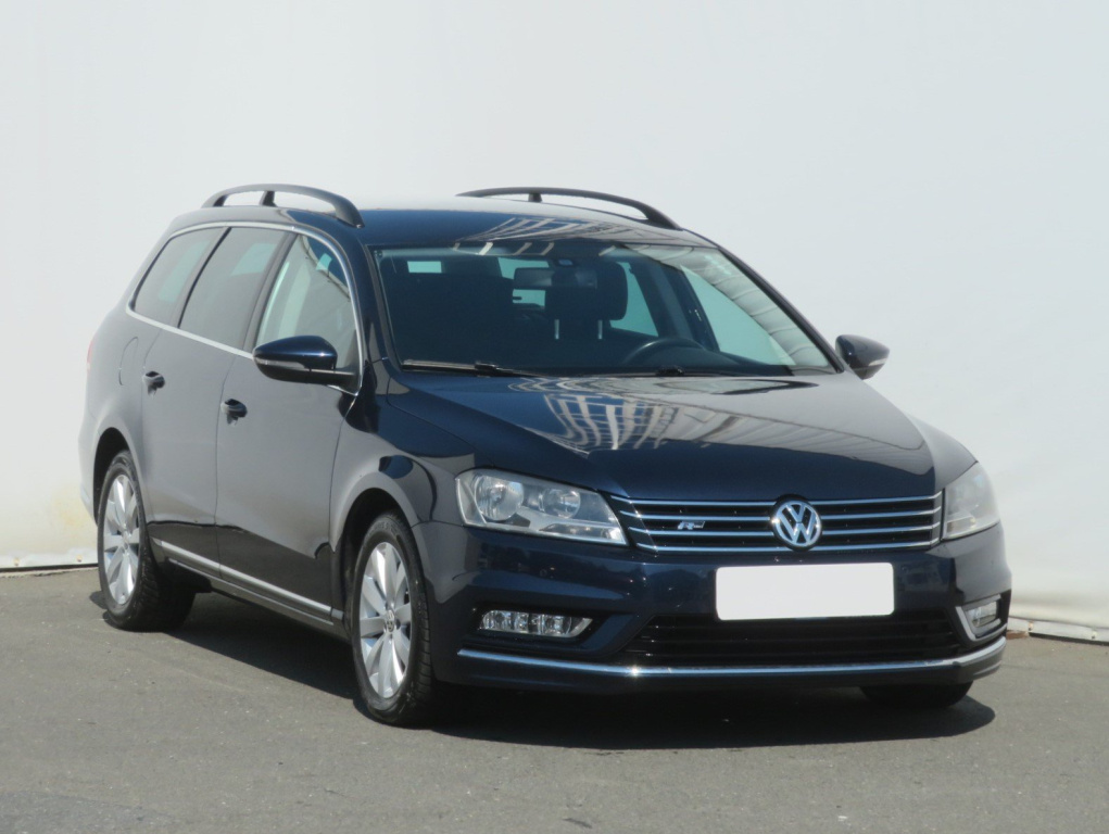 Volkswagen Passat, 2011, 2.0 TDI, 103kW