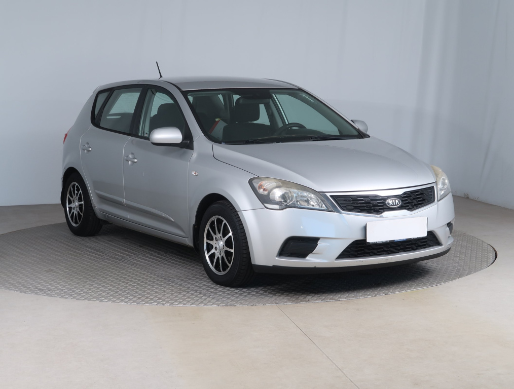 Kia Ceed, 2010, 1.6 CVVT, 92kW