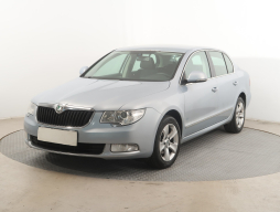 Škoda Superb 2010