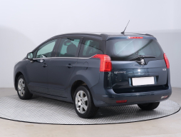 Peugeot 5008 2013