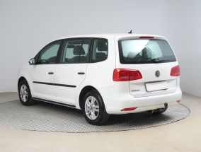 Volkswagen Touran - 2010