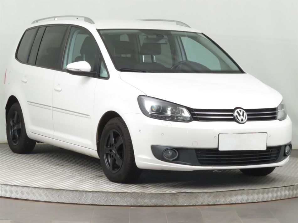 Volkswagen Touran - 2010