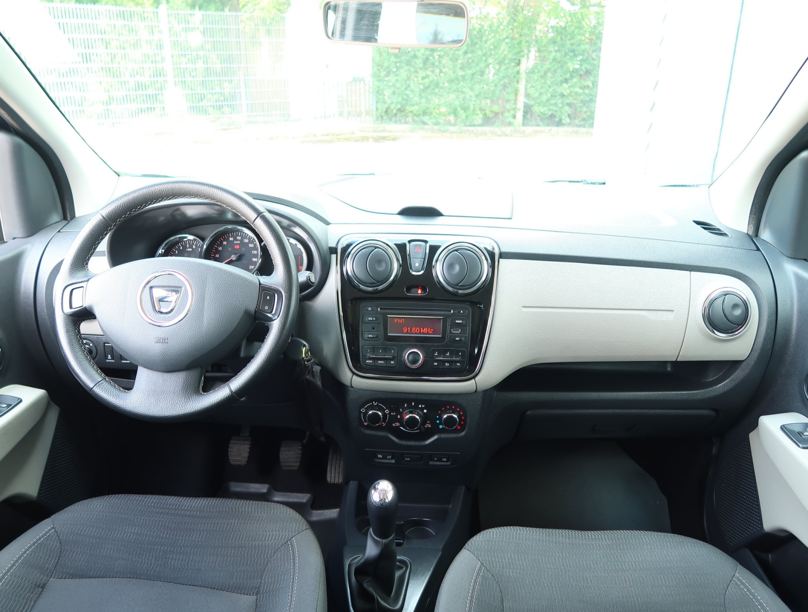 Dacia Lodgy, 2016, 1.6 SCe, 75kW