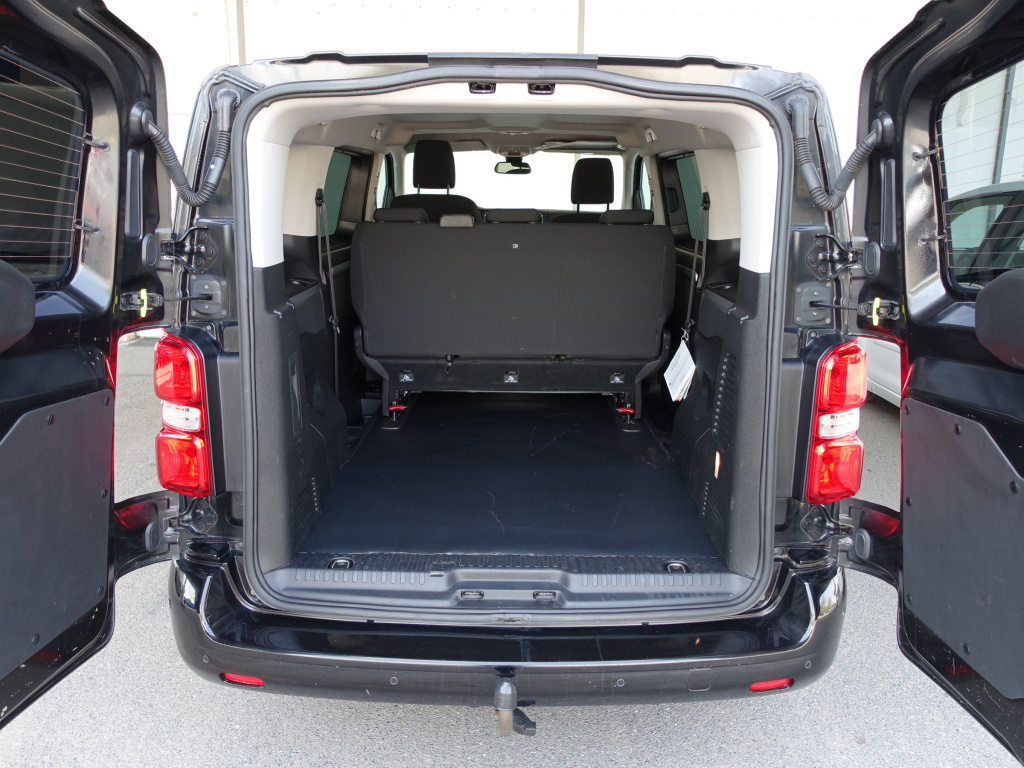 Peugeot Traveller