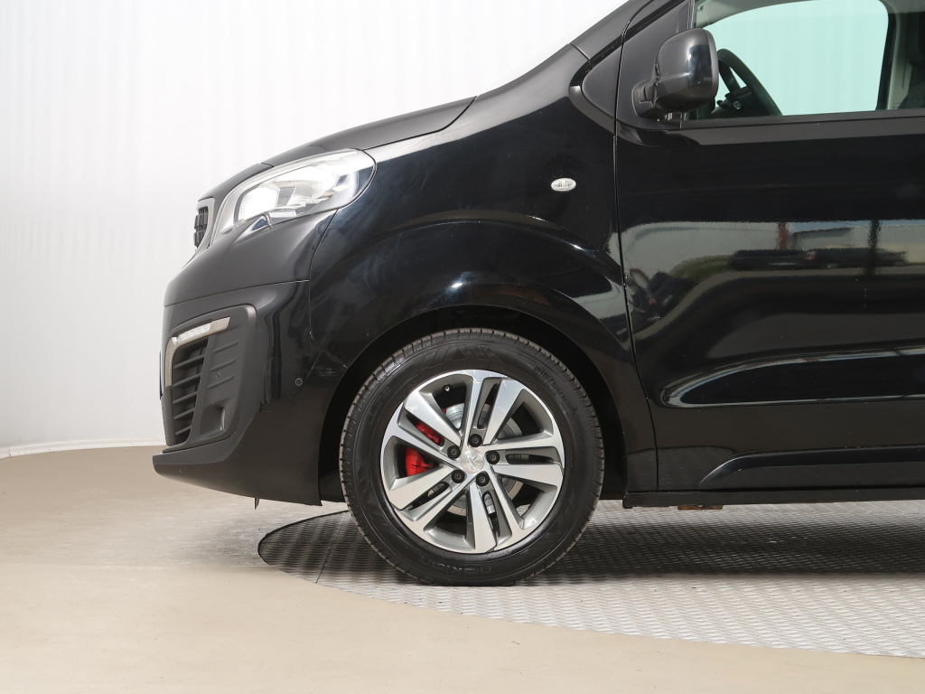 Peugeot Traveller