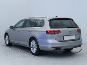 Volkswagen Passat - 2016