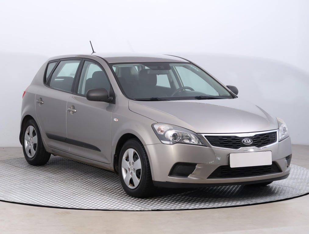 Kia Ceed, 2010, 1.4 CVVT, 66kW