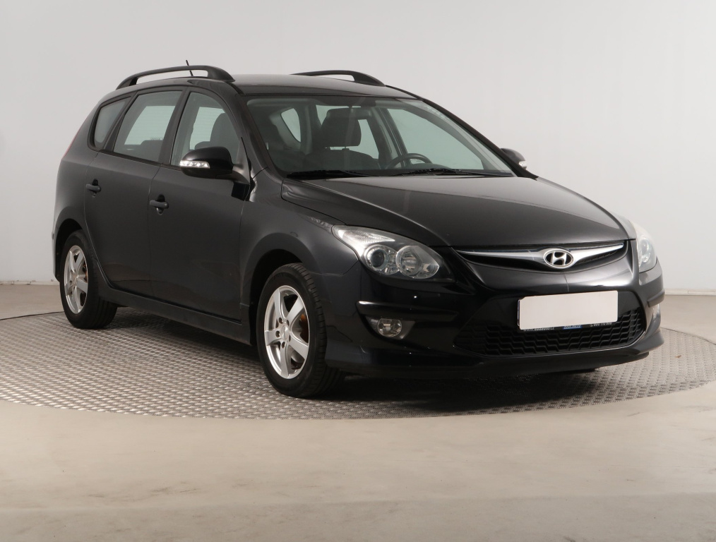 Hyundai i30, 2011, 1.6 CRDi, 66kW