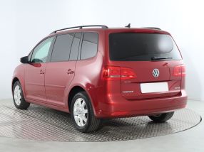 Volkswagen Touran - 2011