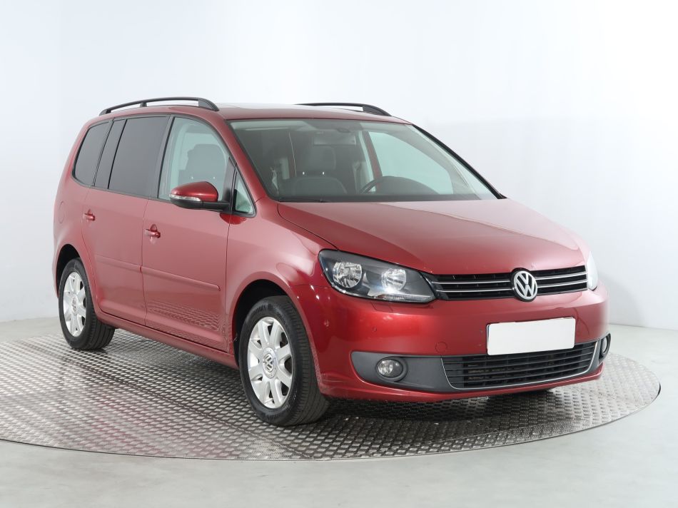 Volkswagen Touran - 2011