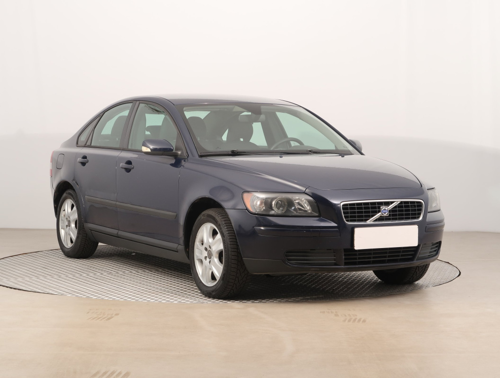 Volvo S40