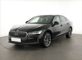 Škoda Superb - 2024